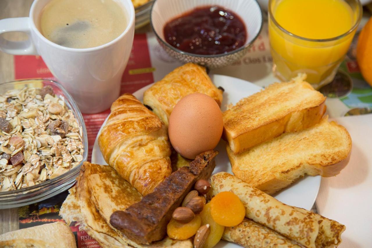 Logis Hotel Chaptal, 엉부와스 외부 사진